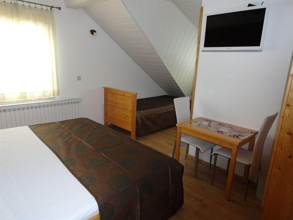 House Tina Hiša za goste Grabovac (Karlovac)