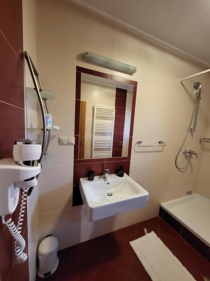 Hiša za goste House Tina