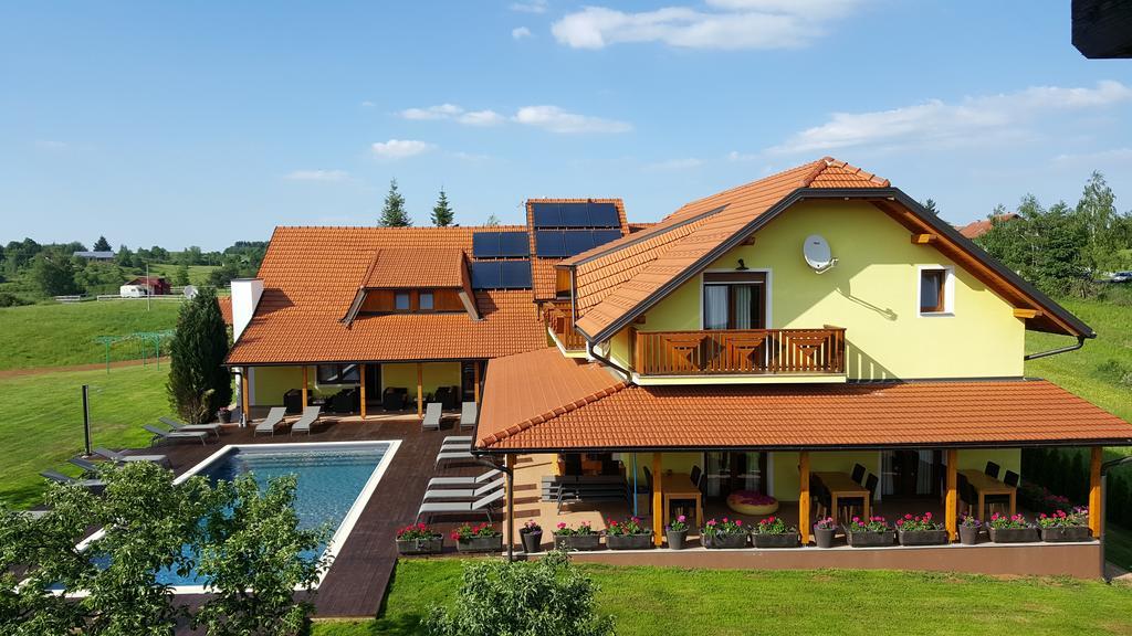House Tina Grabovac (Karlovac)