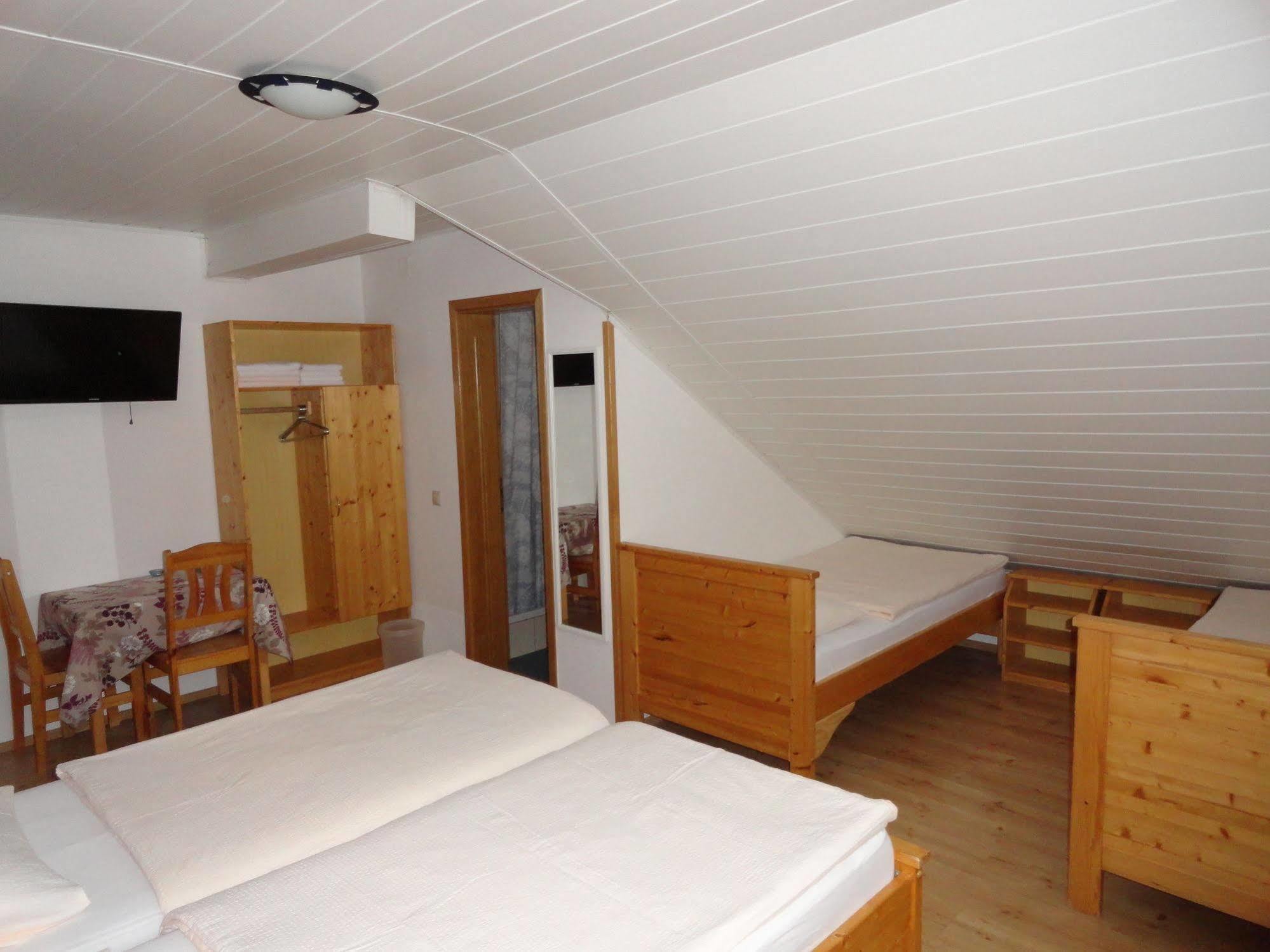 House Tina Grabovac (Karlovac)